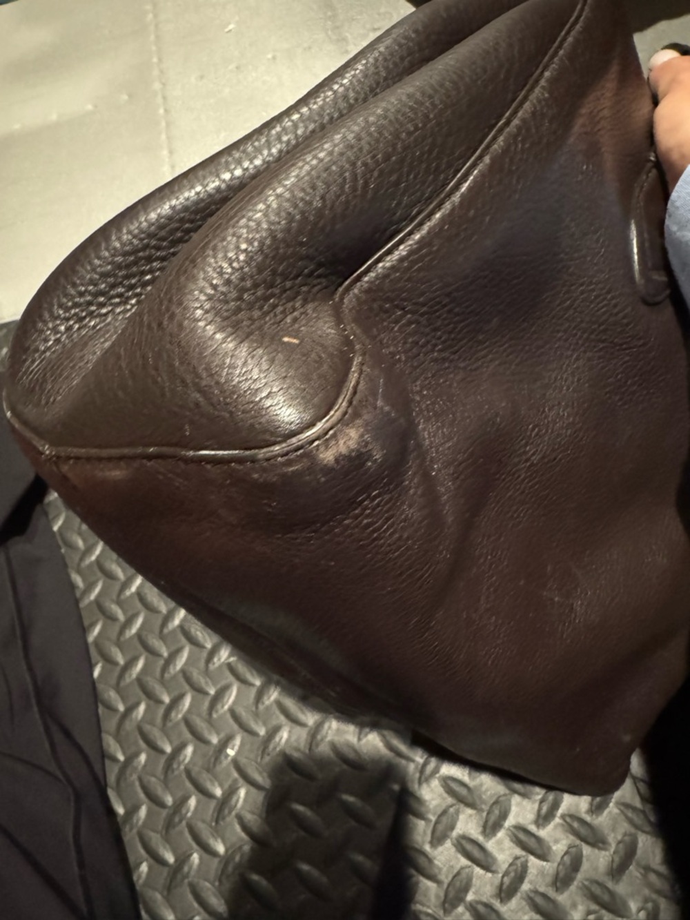 Classic Dark Brown Leather Tote Bag - Picture 8 of 9